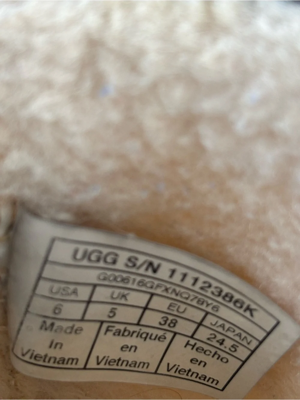 UGG Yellow Shearling-Lined Waterproof Short Rain Boots Size 6